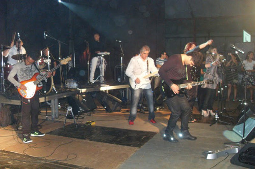 Show em Cascavel-PR 12/11 /2011 - Foto 21