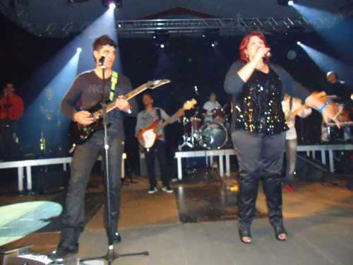 Show em Cascavel-PR 12/11/2011 - Foto DSC00069